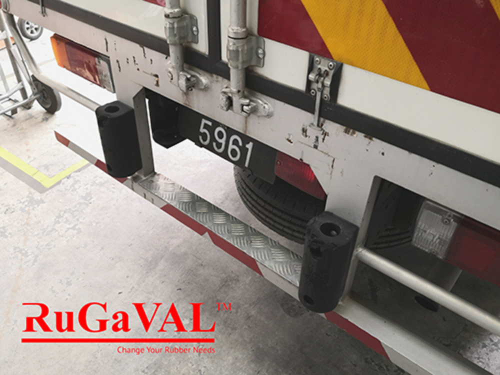 Lorry Bumper Rubber Fender |  Anti-Collision Bumper Block | Getah Bumper | Lorry Rubber Fender Selangor | Lorry Bumper D Fender Malaysia