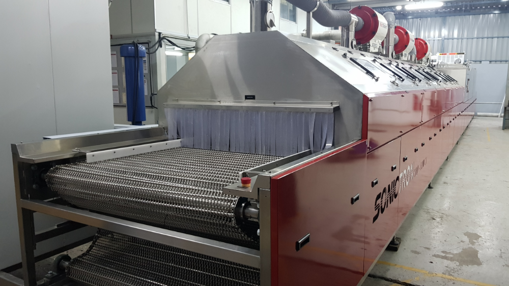 SAQ-CA Series  Tunnel Type Conveyor-zed Jet Washing Line