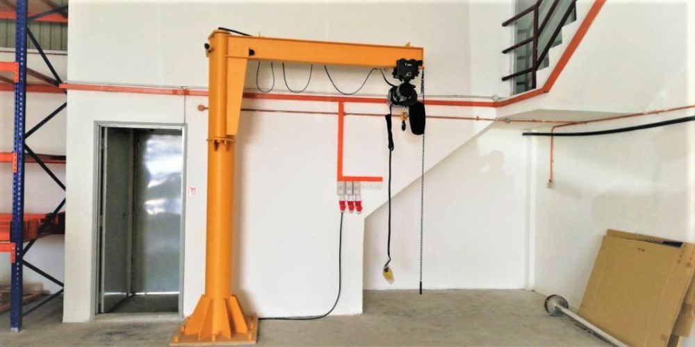 Slewing Jib Crane