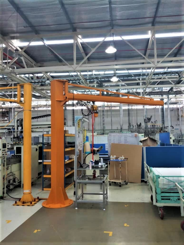 Slewing Jib Crane