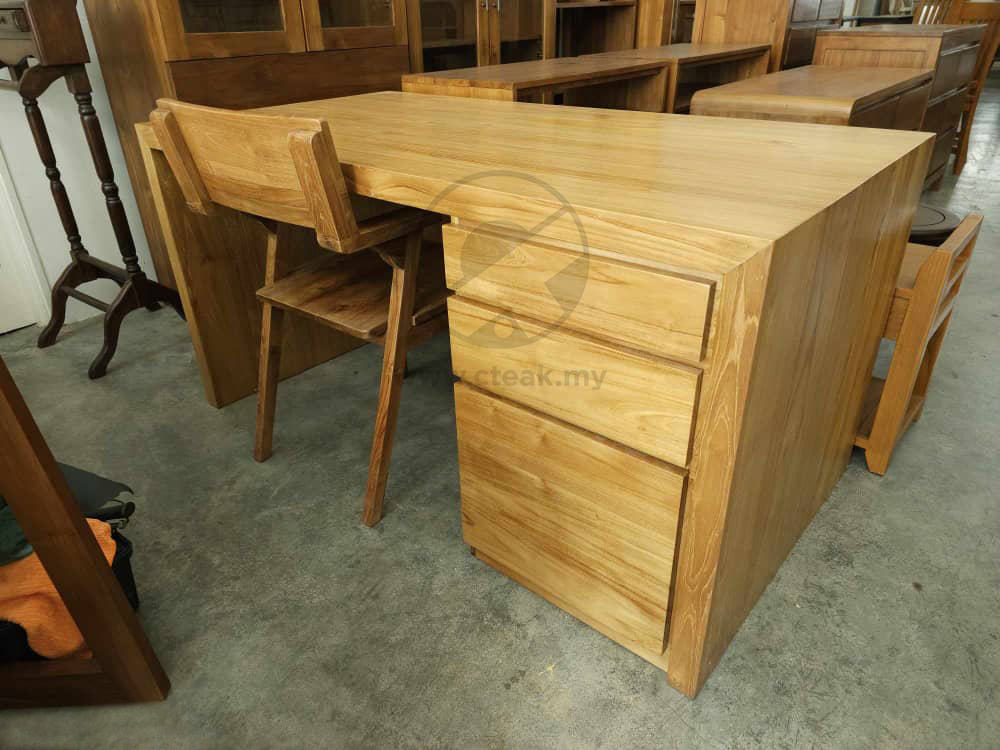 Solid Teak Wood Furniture 3 Drawers Writing Table (Model 123)