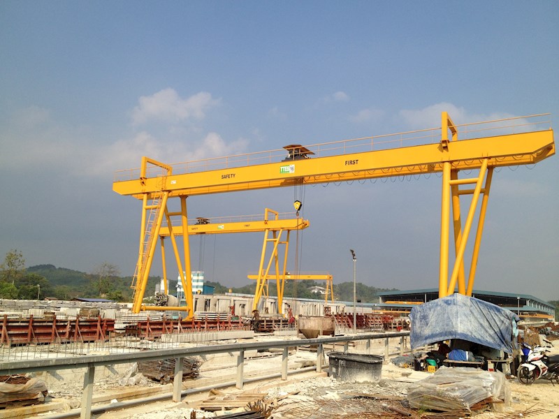 Gantry Crane Vertex Industrial Supplies Crane manufacturer Malaysia